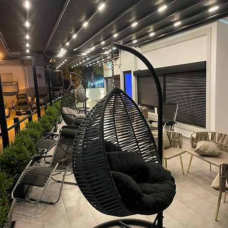 Aries Apartments Sarandë Exterior foto