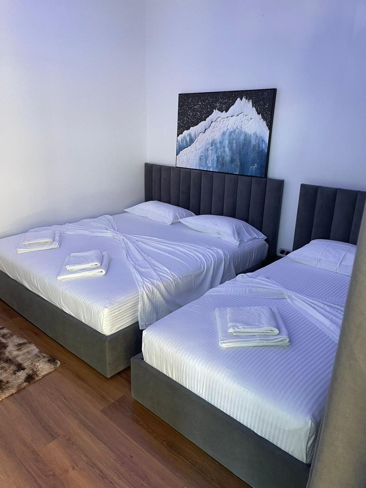 Aries Apartments Sarandë Exterior foto