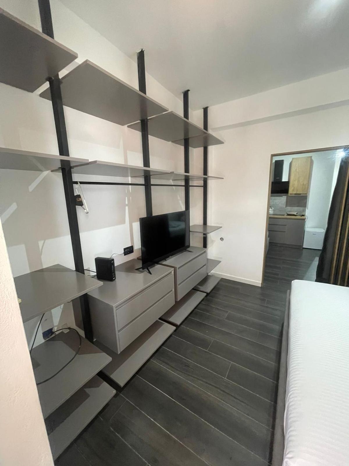 Aries Apartments Sarandë Exterior foto
