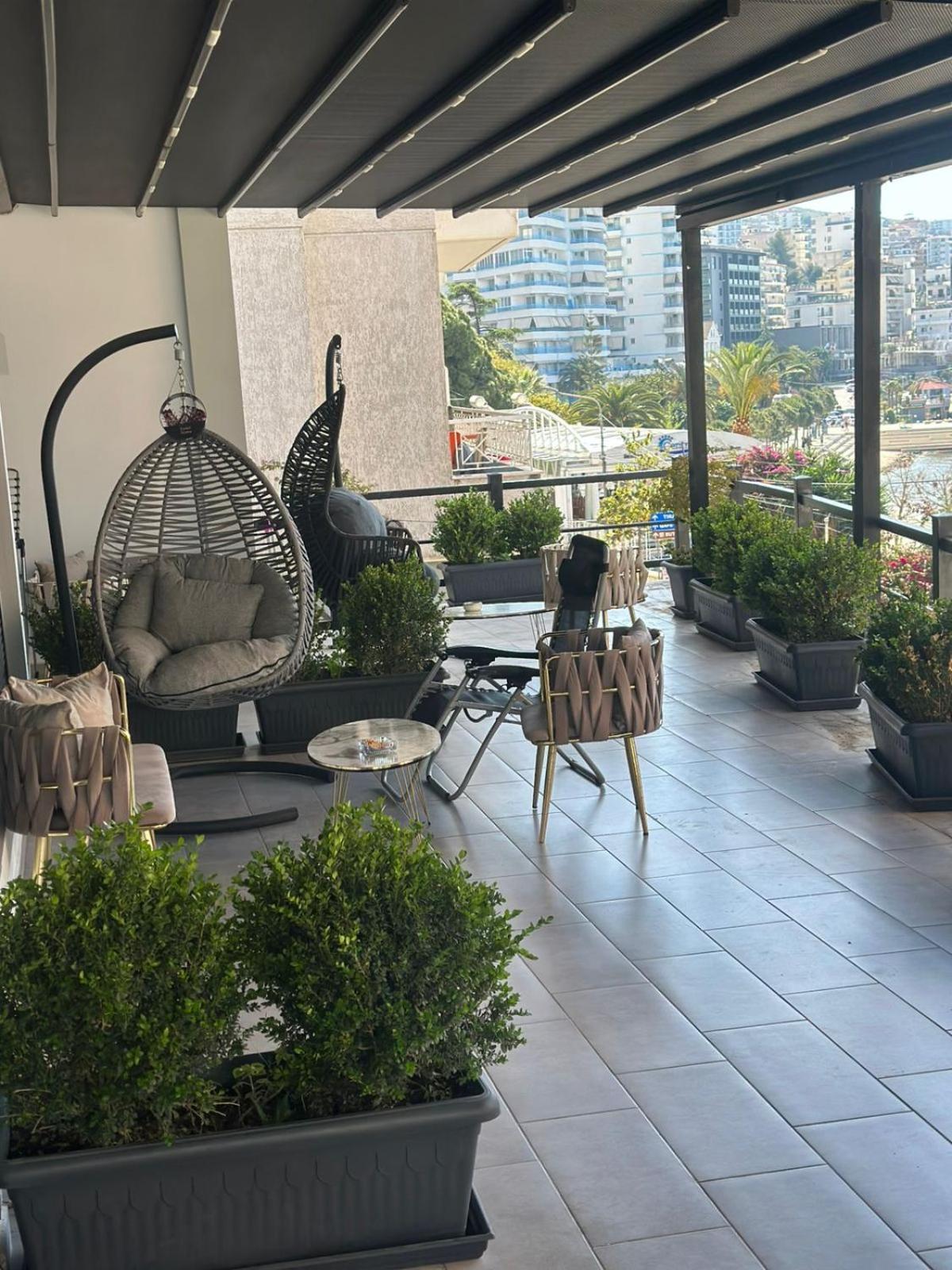Aries Apartments Sarandë Exterior foto